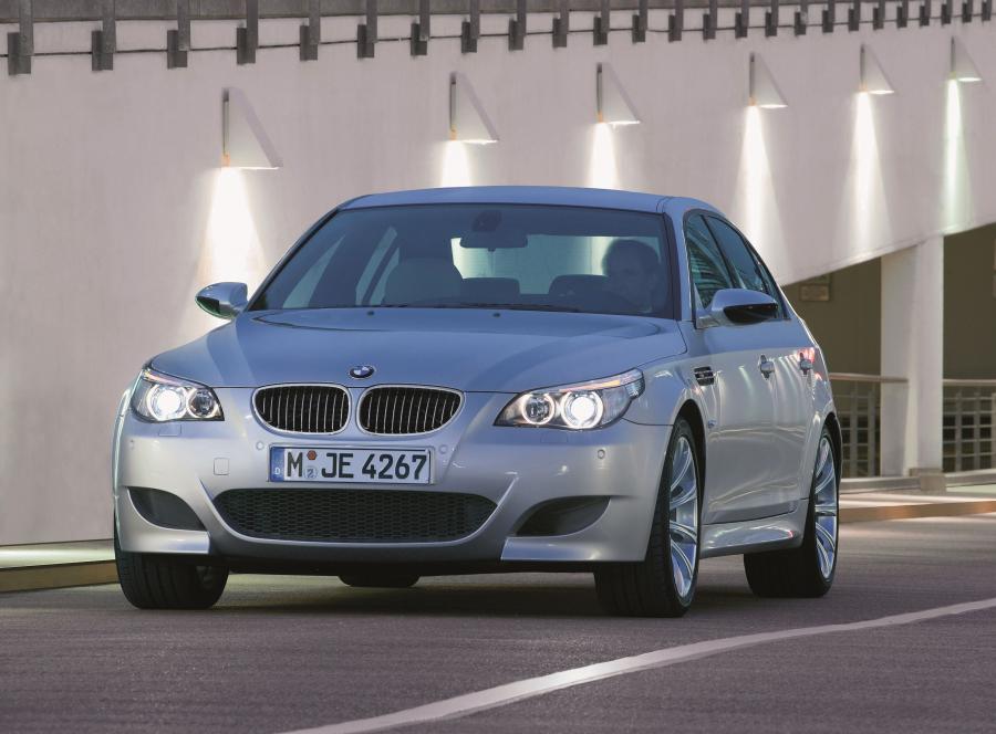  BMW M5 (E60) 2004 года  (WW) (фото 98 из 98)